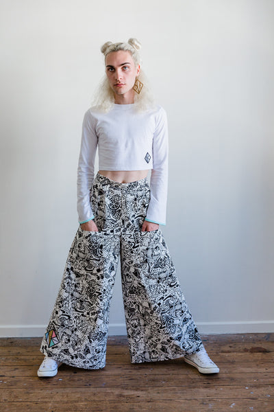 JEN PANT in GNK x CHERIE BUTTONS PRINT