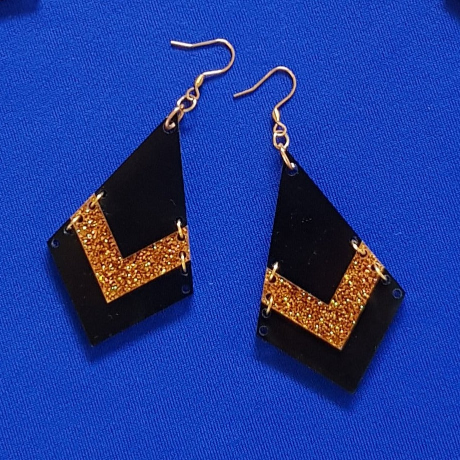 PYRAMIDE GOLD DIAMOND EARRINGS