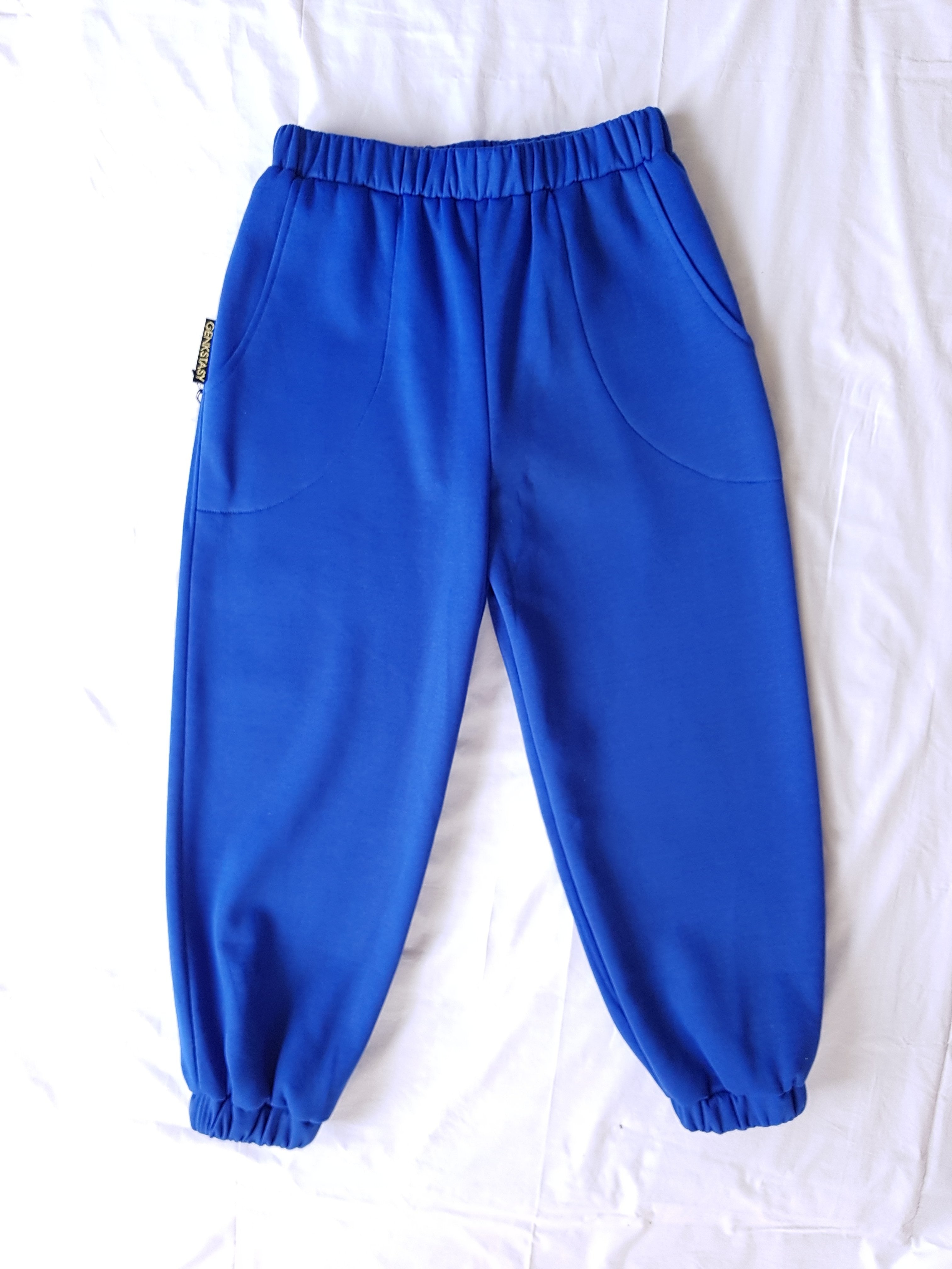 FIERCE PRIDE SWEATS