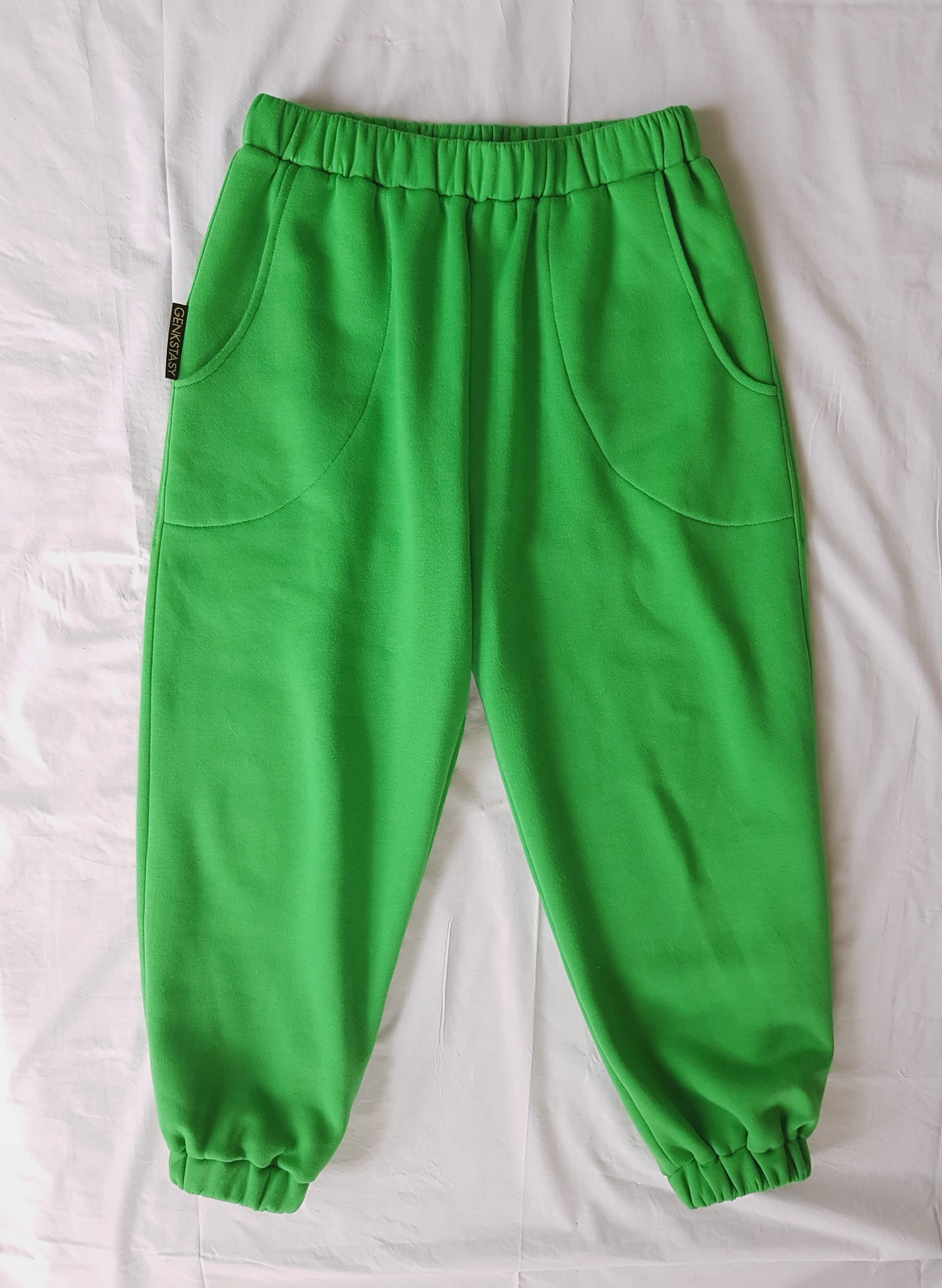 FIERCE PRIDE SWEATS