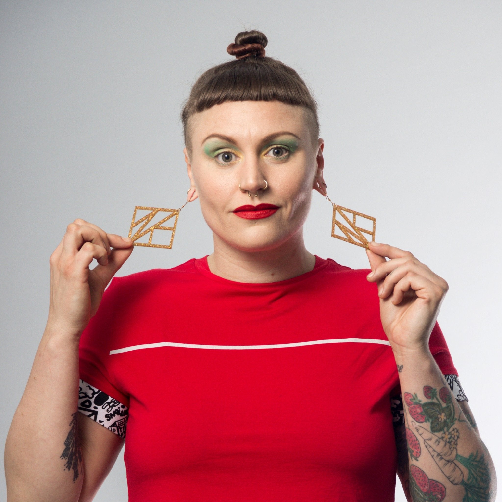 GNK GOLD EARRINGS